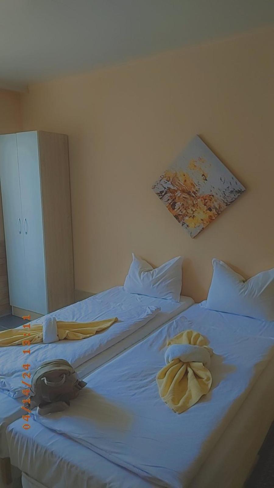 Paralax Hotel Warna Zewnętrze zdjęcie