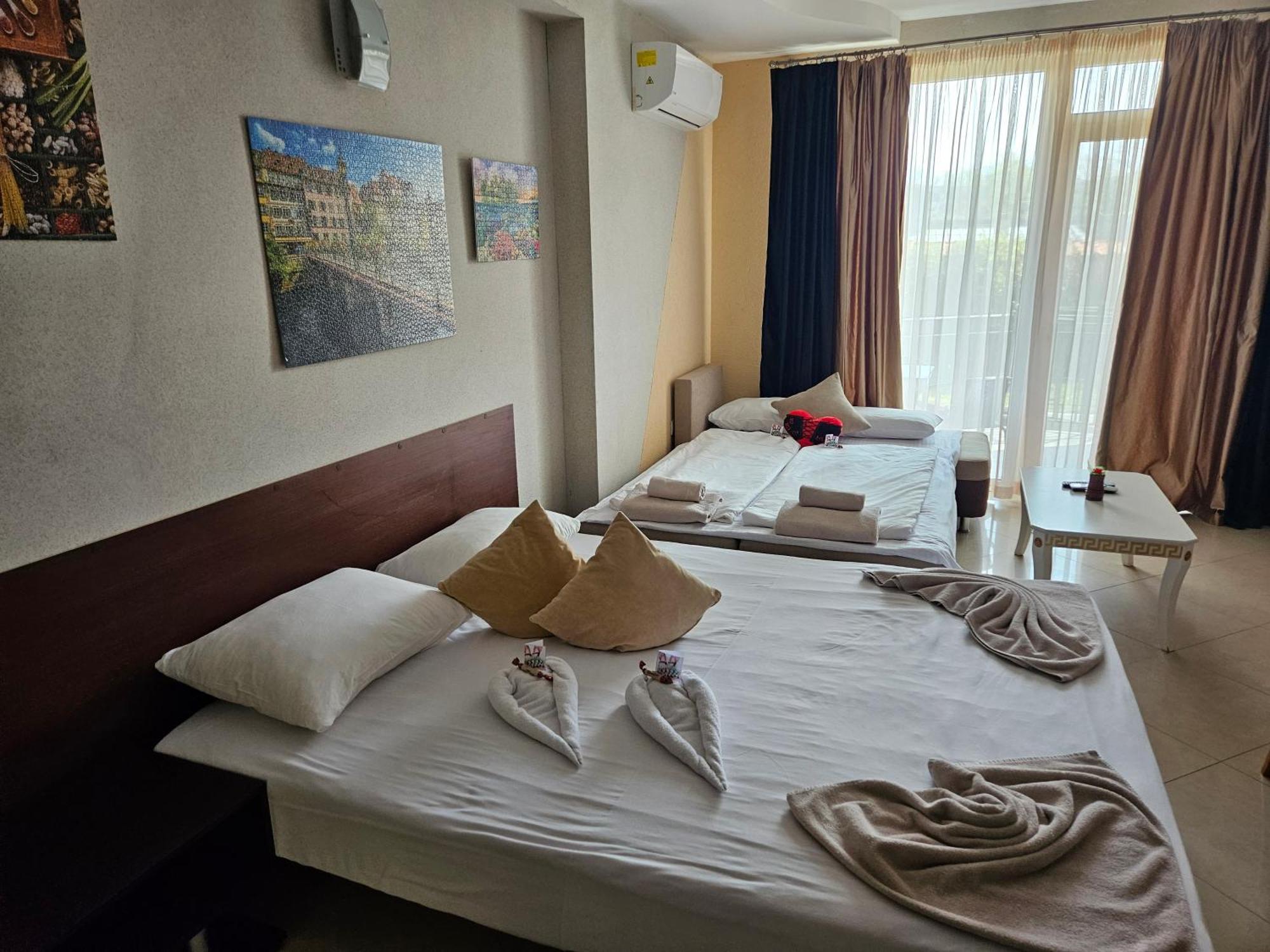 Paralax Hotel Warna Zewnętrze zdjęcie