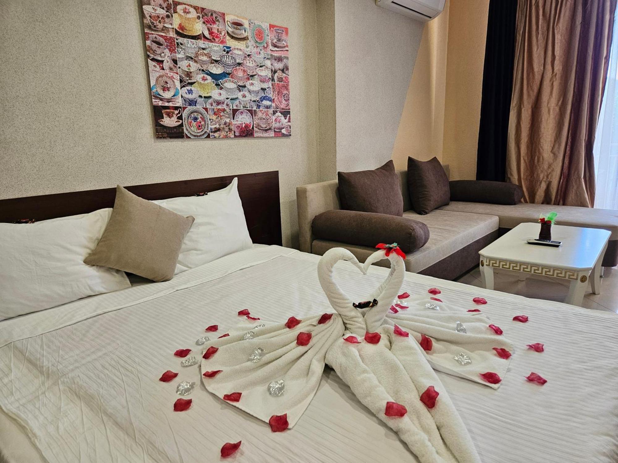 Paralax Hotel Warna Zewnętrze zdjęcie