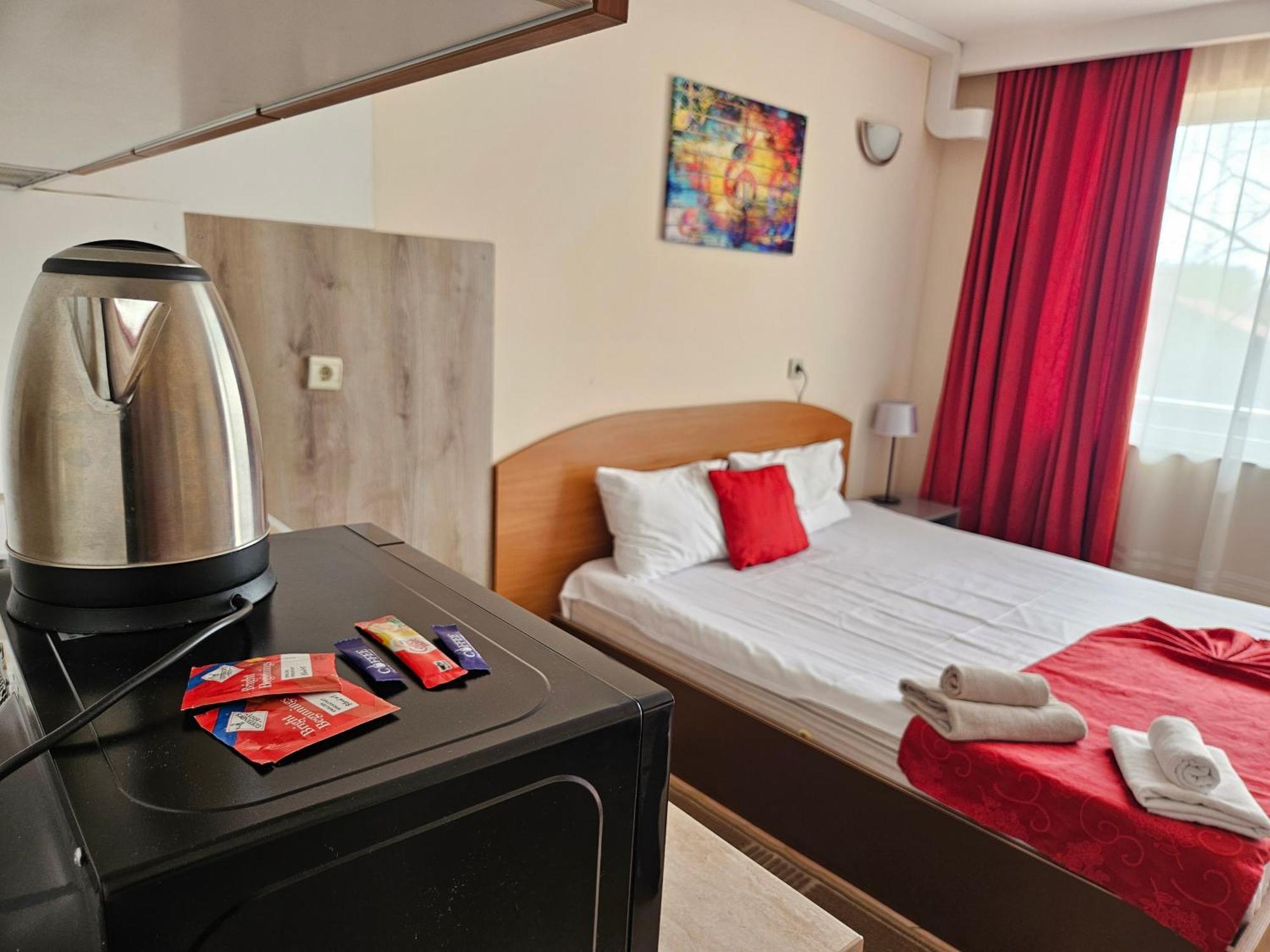 Paralax Hotel Warna Zewnętrze zdjęcie