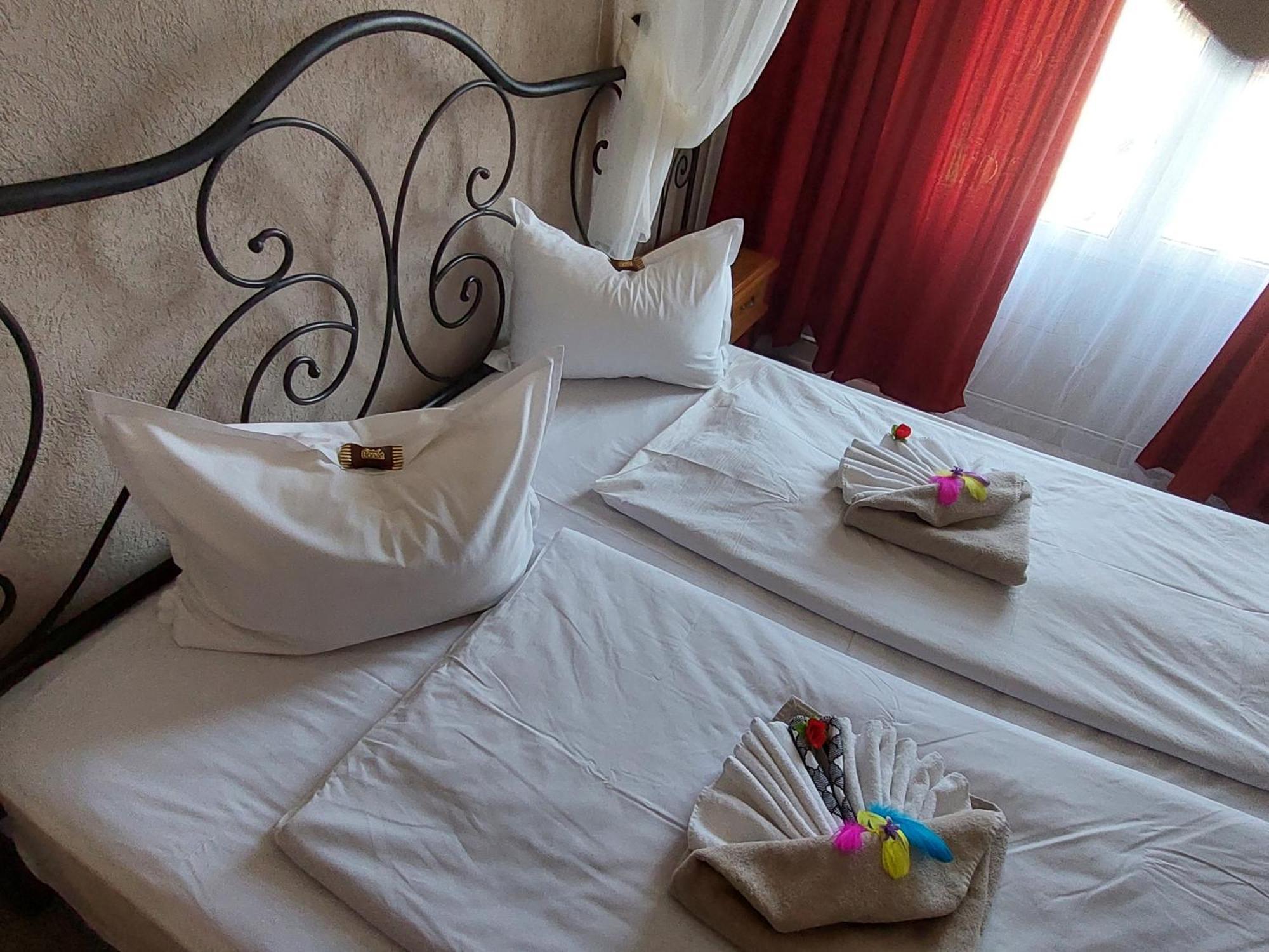 Paralax Hotel Warna Zewnętrze zdjęcie